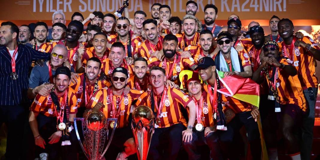 Şampiyon Galatasaray Görkemli Kutlamayla Kupalarına Kavuştu 13
